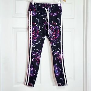 Avia Women's Athletic 7/8 Leggings Size S Black Floral Print